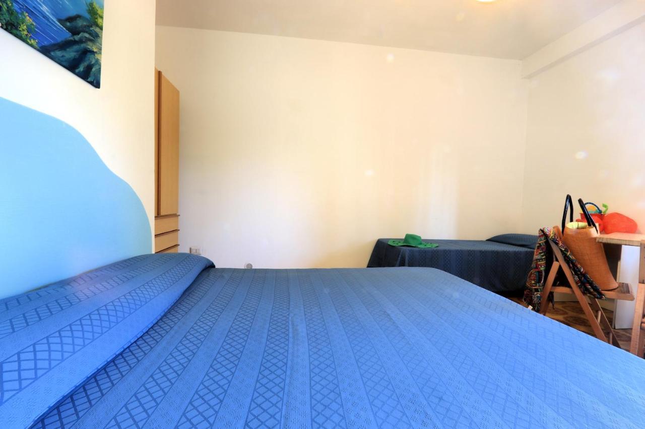 Testa Di Monaco - Basic Beach Accommodations Capo dʼOrlando Extérieur photo