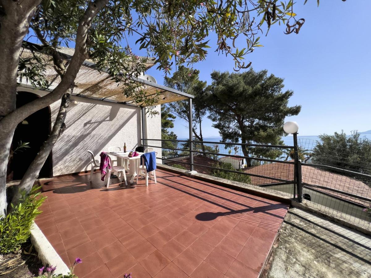Testa Di Monaco - Basic Beach Accommodations Capo dʼOrlando Extérieur photo
