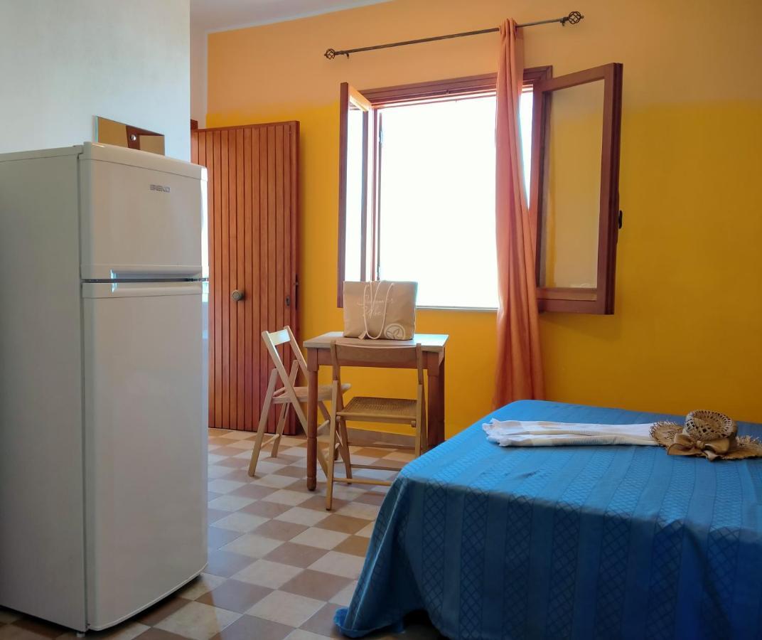 Testa Di Monaco - Basic Beach Accommodations Capo dʼOrlando Extérieur photo