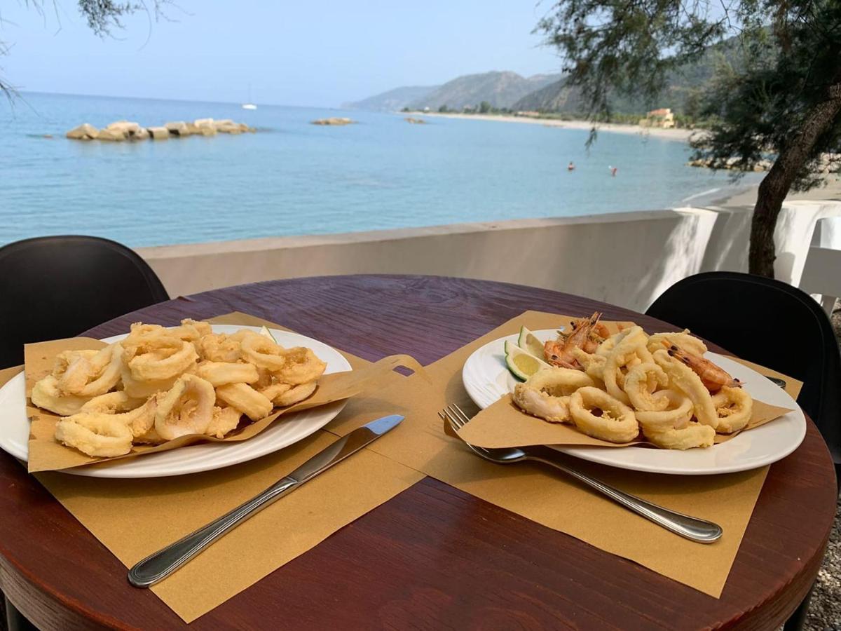 Testa Di Monaco - Basic Beach Accommodations Capo dʼOrlando Extérieur photo